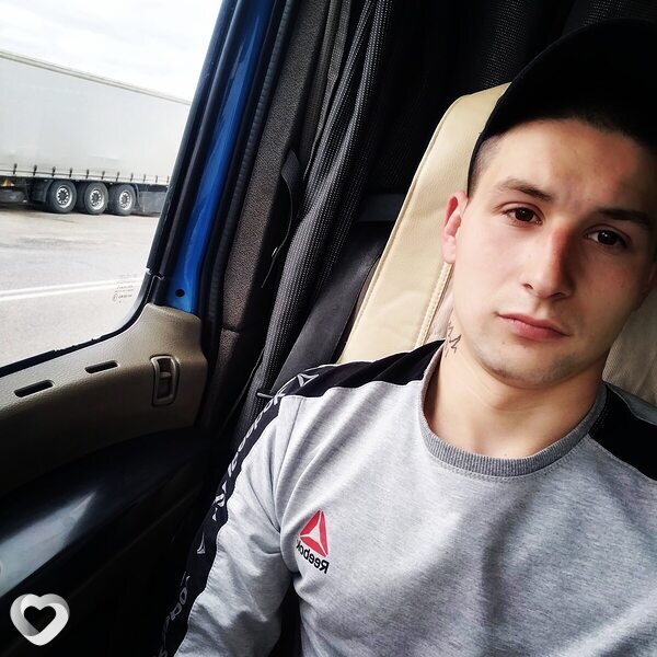 Александр, 27, Екатеринбурге — анкета №1602787