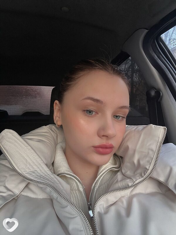 Полина, 20, Москве — анкета №1603096