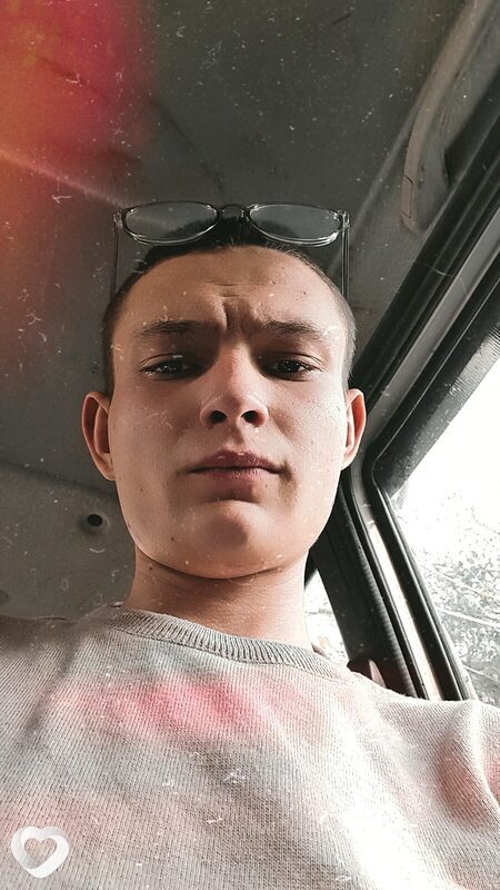 Женя, 23, Симферополе — анкета №1603393