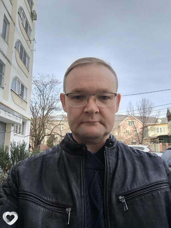 Олег, 47, Геленджике — анкета №1603771