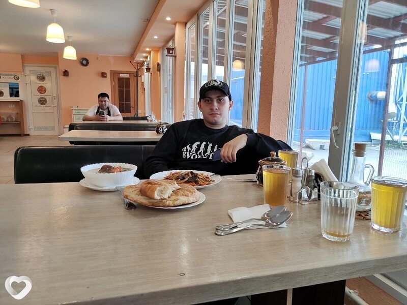 Артем, 30, Кемерове — анкета №1603763