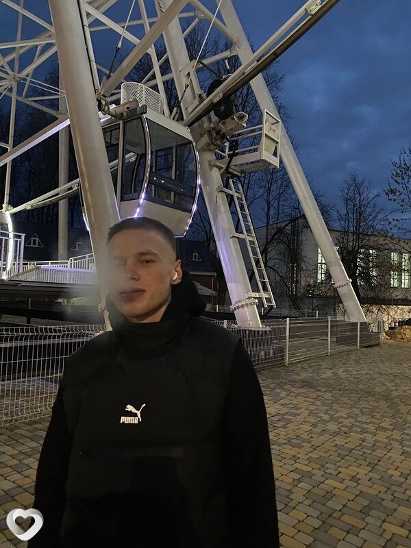 Витя, 22, Санкт-Петербурге — анкета №1603981