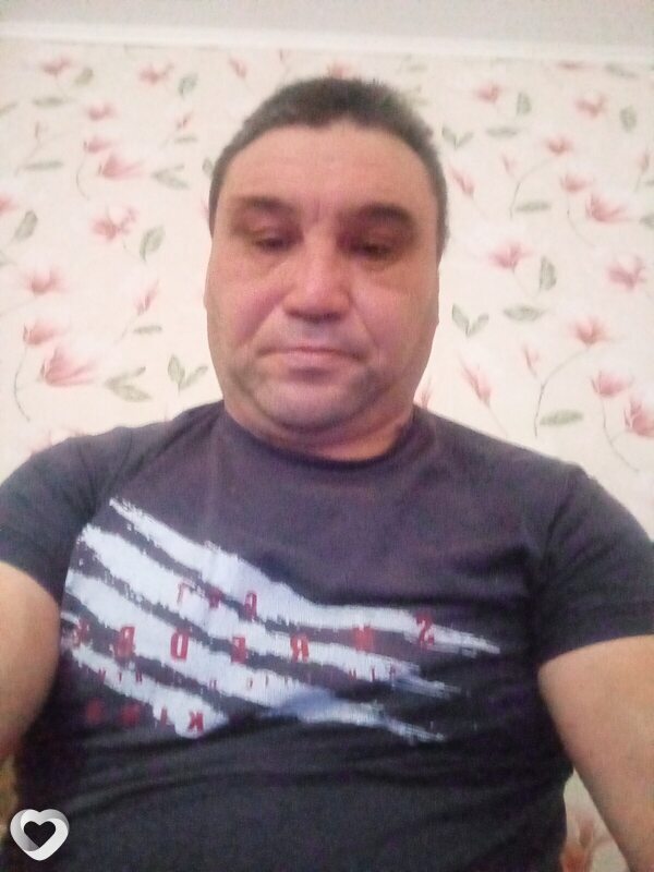 Юрий, 41, Ростове-на-Дону — анкета №1604182