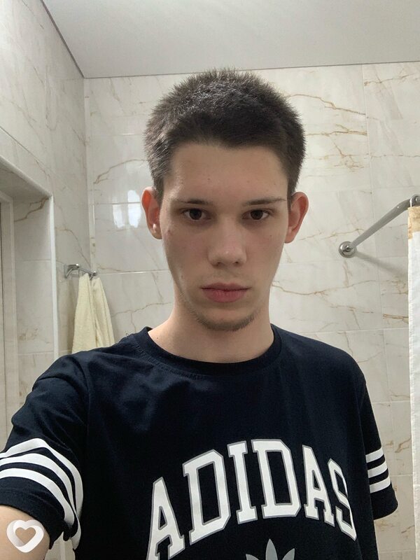 Игорь, 21, Москве — анкета №1606332