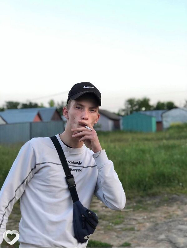 Александр, 20, Коломне — анкета №1606466