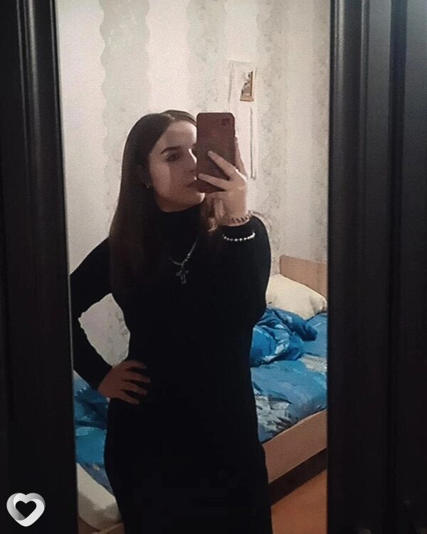 Арианна, 23, Пинске — анкета №1607014