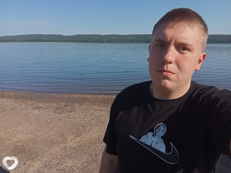 Максим, 20, Красноярске — анкета №1607022