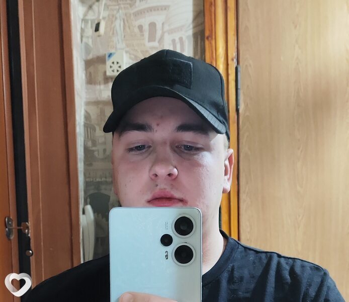 Денис, 22, Белгороде — анкета №1607645