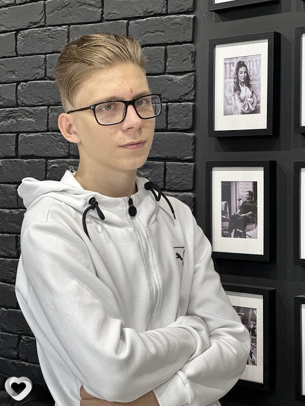 Матвей, 21, Москве — анкета №1608554