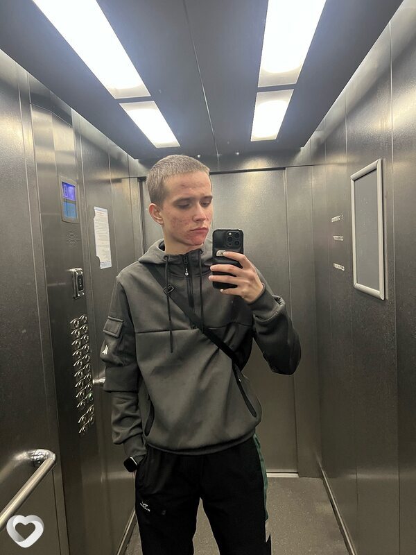 Дима, 20, Киеве — анкета №1608558