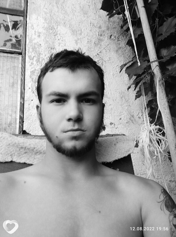 Владимир, 21, Самаре — анкета №1608736