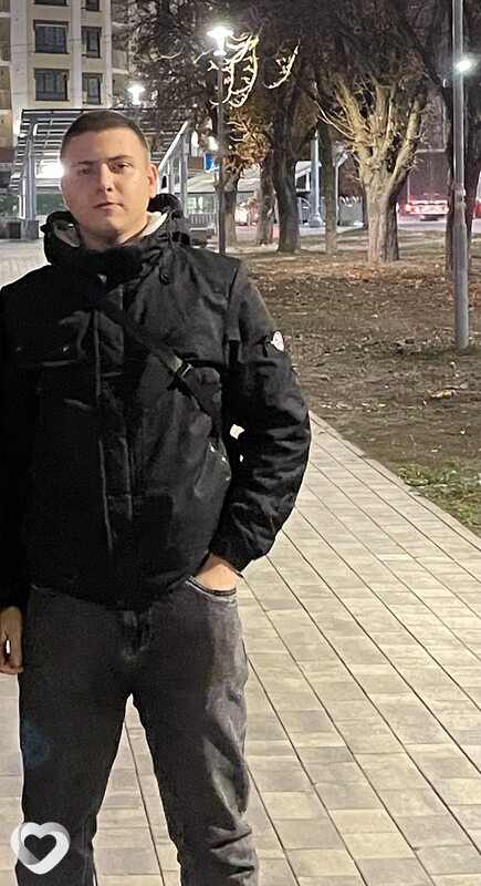 Даня, 20, Мариуполе — анкета №1609721