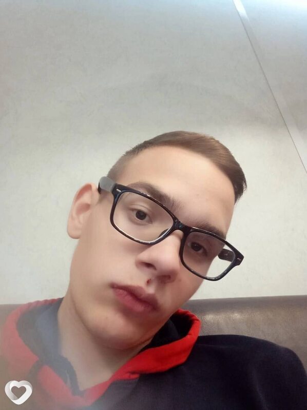 Даниил, 20, Волхове — анкета №1609780