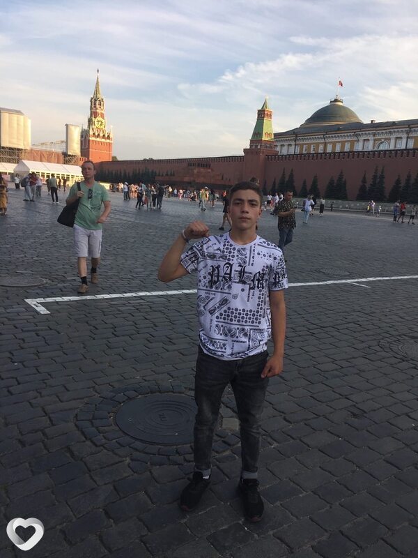Артем, 19, Иванове — анкета №1610543