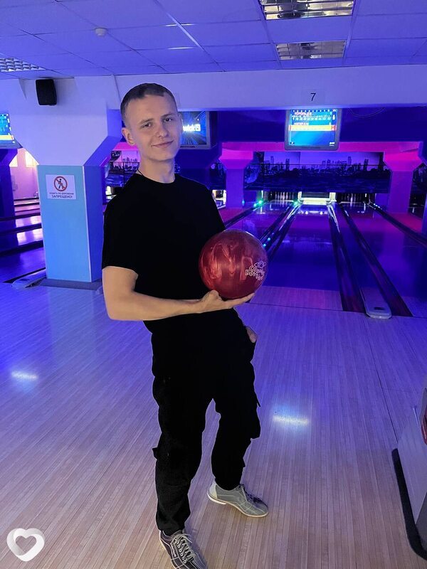 Артём, 23, Жлобине — анкета №1610474