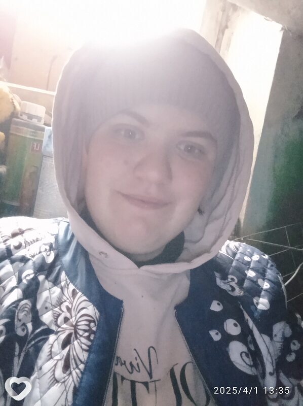 Юля, 21, Брянске — анкета №1613127