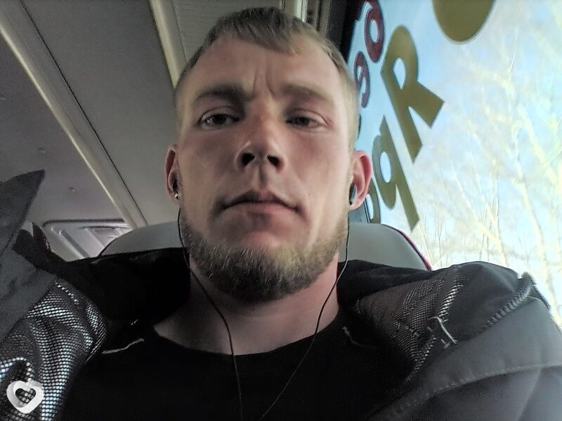 Александр, 26, Междуреченске — анкета №1613173