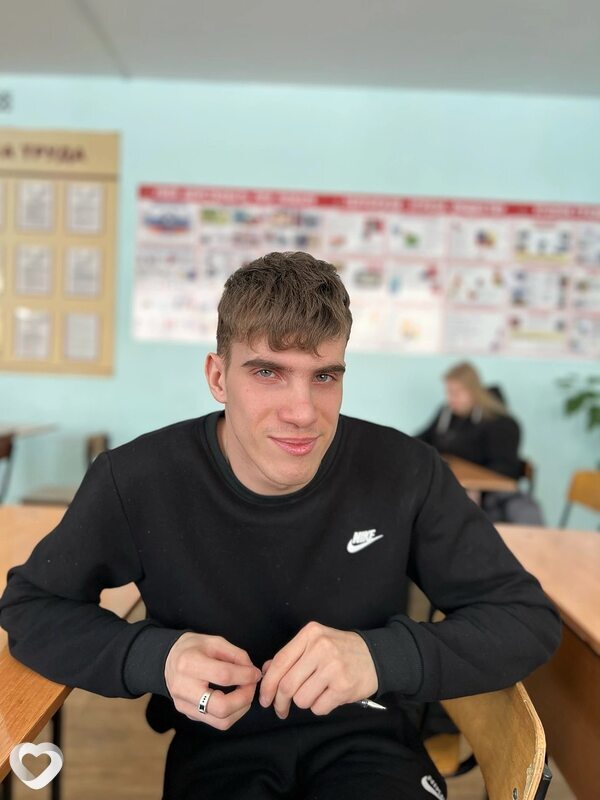 Кирилл, 23, Кемерове — анкета №1614057
