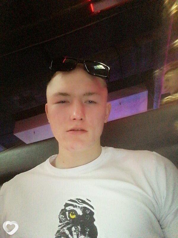 Даниил, 20, Москве — анкета №1614328