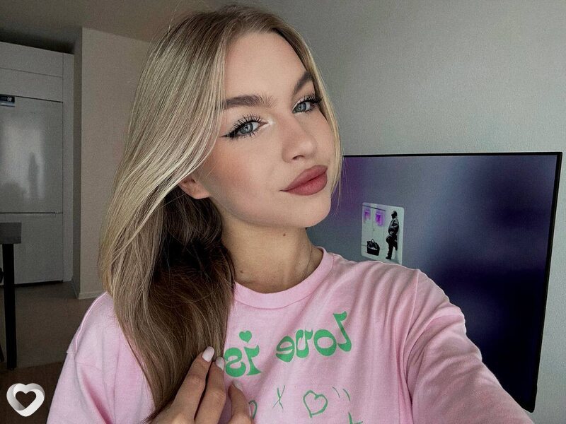 Арина, 24, Москве — анкета №1614819
