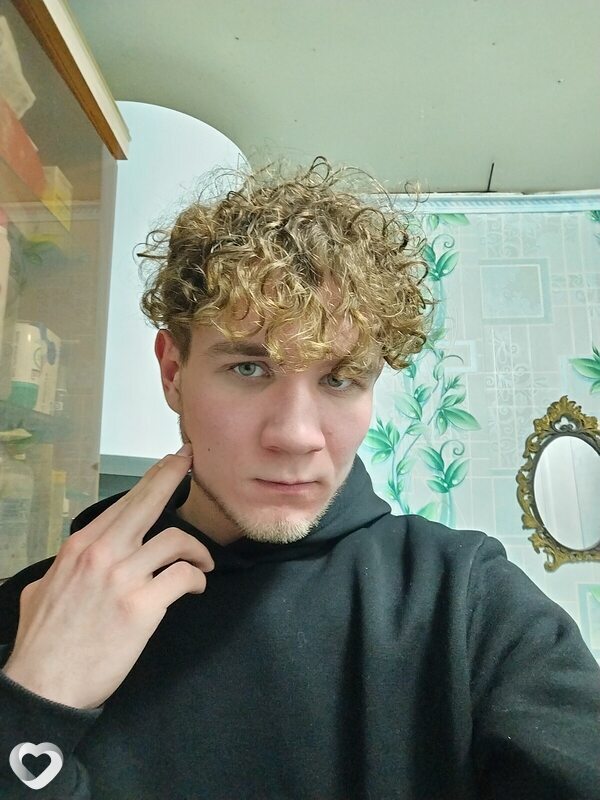 Илья, 21, Павлове — анкета №1615884