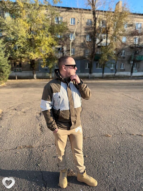 Дмитрий, 34, Краснодоне — анкета №1617458