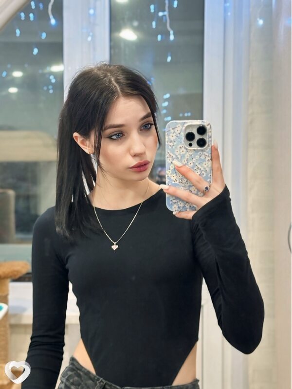 Адель, 23, Ульяновске — анкета №1618000