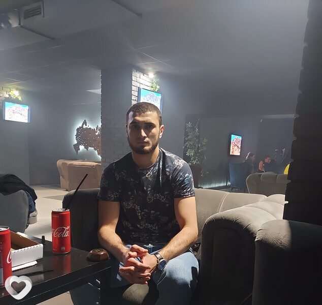 Максим, 32, Москве — анкета №1620982