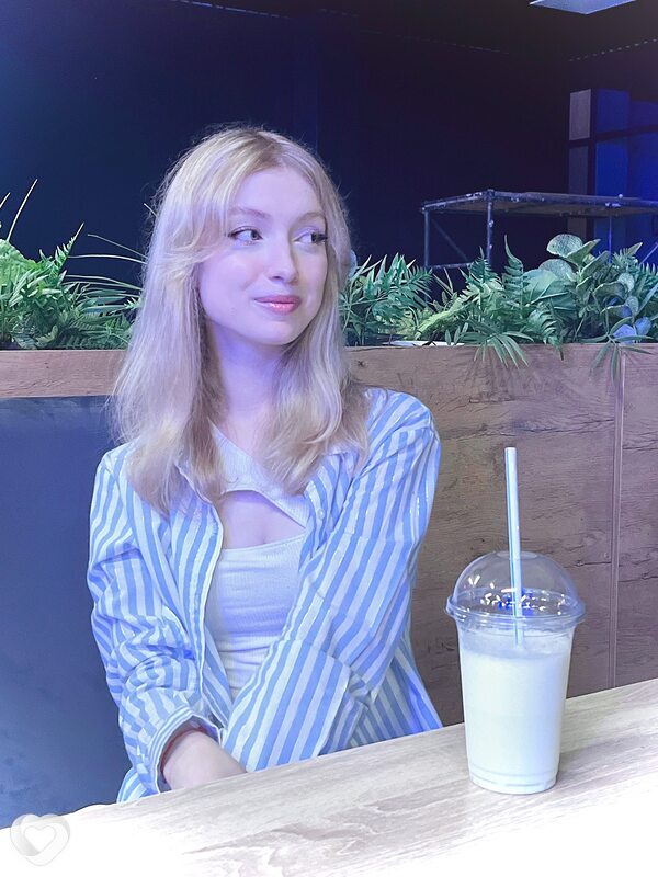 Настя, 19, Калининграде — анкета №1621998