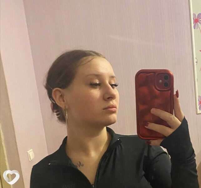 Анна, 21, Мурманске — анкета №1622436