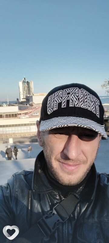 Артем, 39, Днепр — анкета №1623433