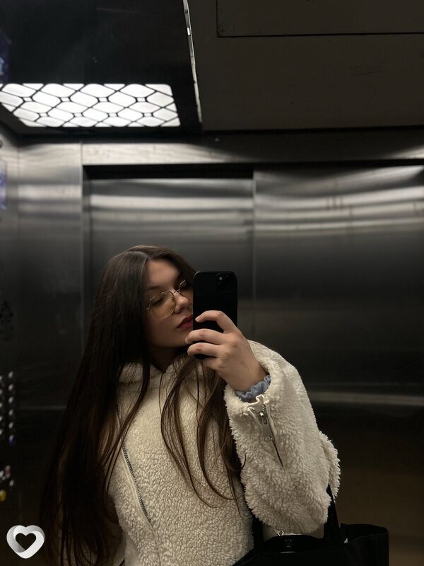 Елизавета, 21, Воронеже — анкета №1623618
