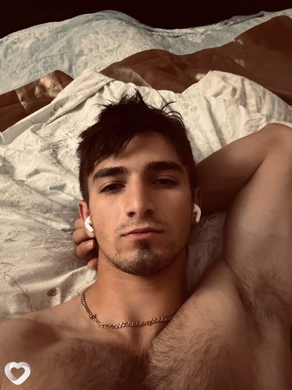 Гарик, 21, Ижевске — анкета №1623842