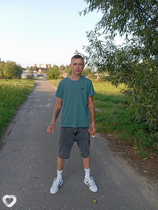 Дима, 21, Санкт-Петербурге — анкета №1627987