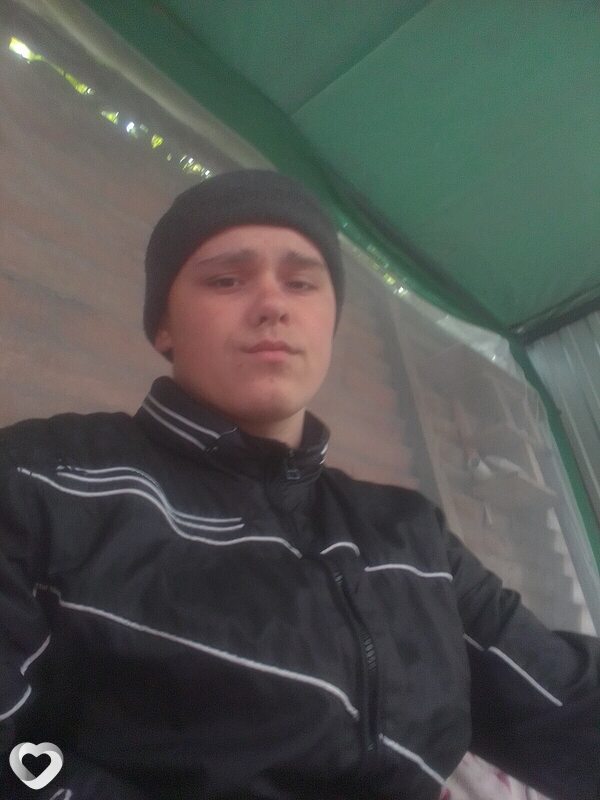 Андрей, 19, Запорожье — анкета №1628094