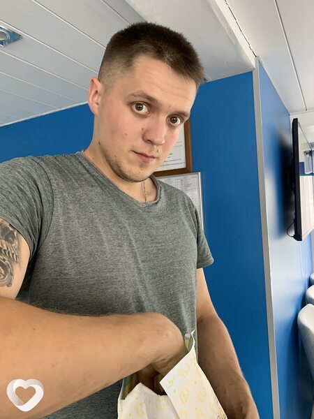 Максим, 24, Москве — анкета №1628520
