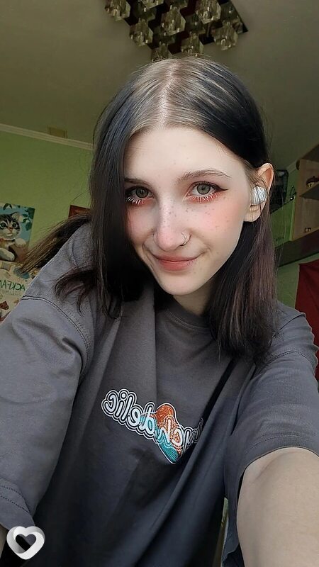 Полина, 24, Новокузнецке — анкета №1628685