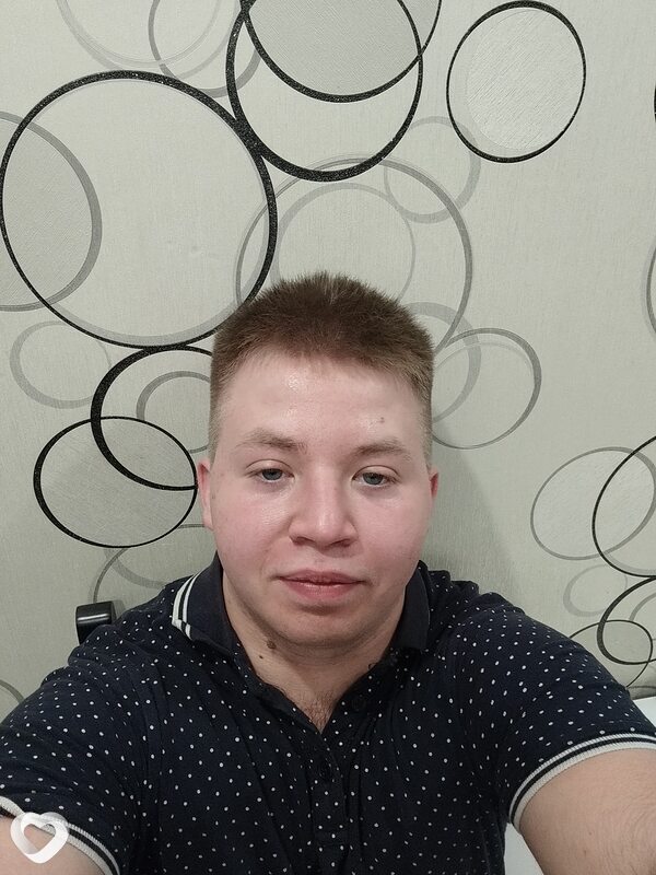 Денис, 22, Москве — анкета №1628856