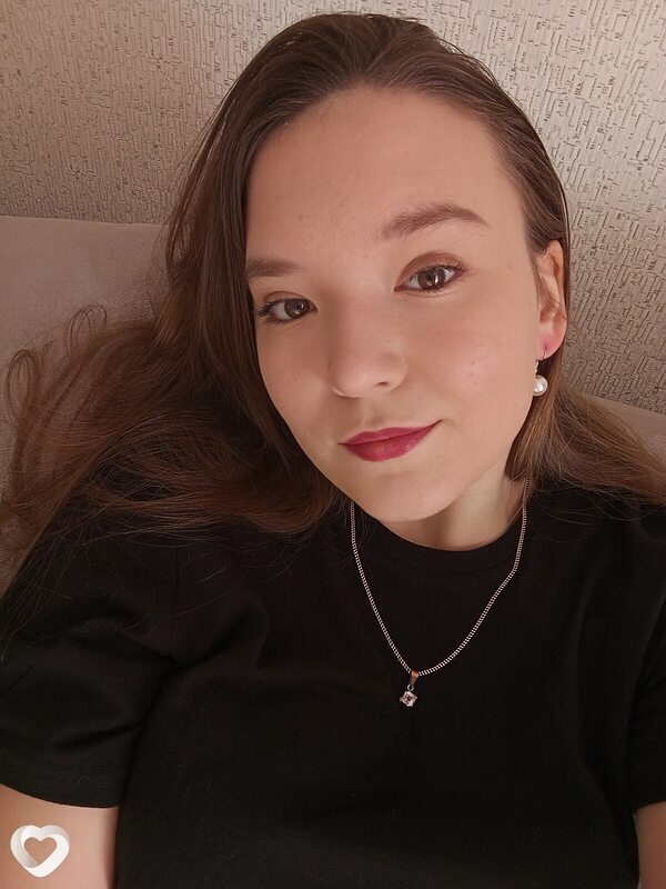Полина, 20, Екатеринбурге — анкета №1629488