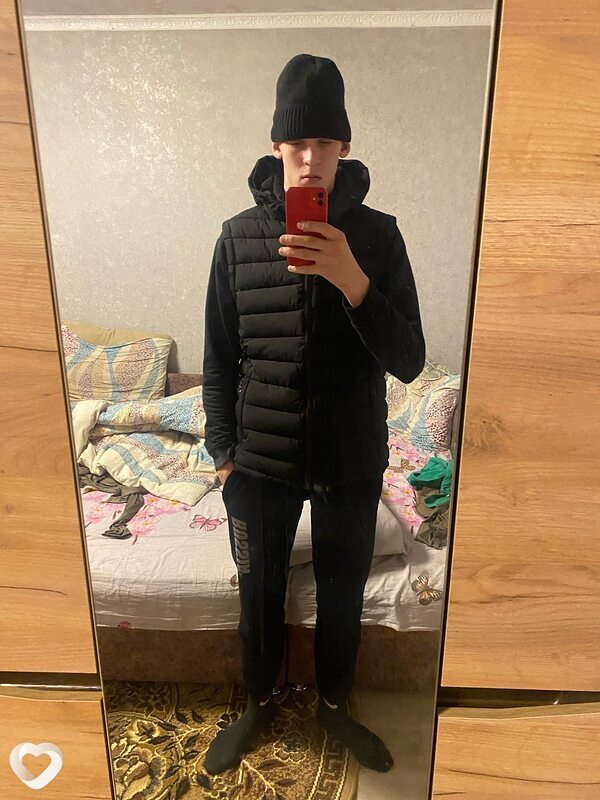 Дмитрий, 21, Абакане — анкета №1629553