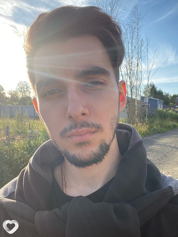 Рустам, 23, Новосибирске — анкета №1629892