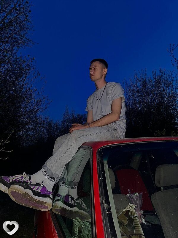 Кирилл, 21, Бобруйске — анкета №1629830