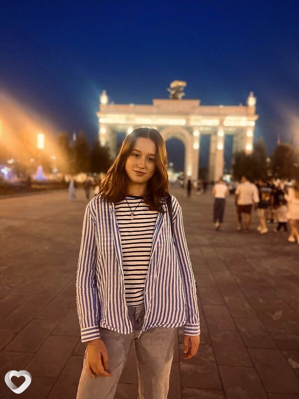 Олеся, 20, Москве — анкета №1630351