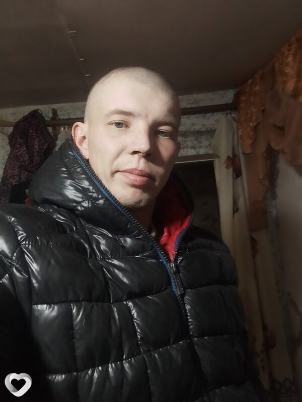 Павел, 26, Барнауле — анкета №1630379