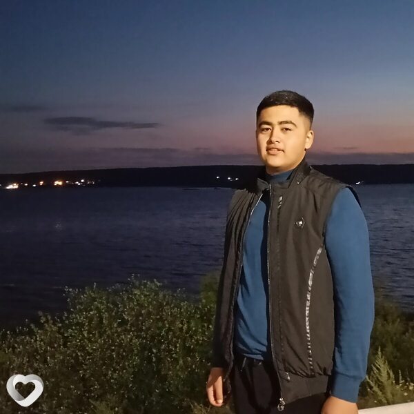 Azimjon, 22, Елабуге — анкета №1631215