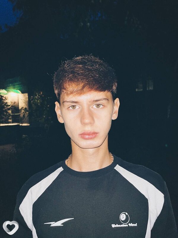 Дима, 20, Краснодаре — анкета №1632557