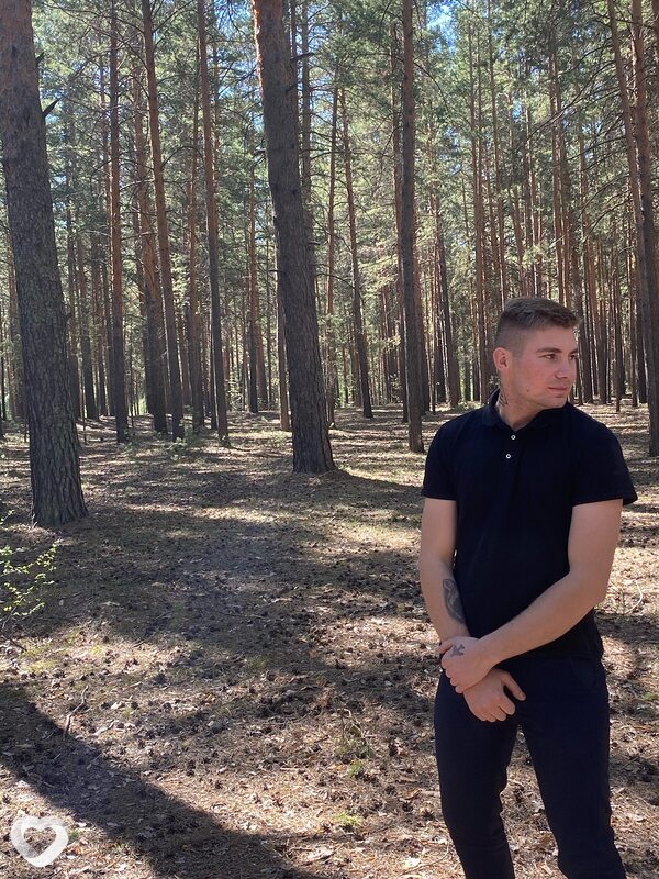 Олежка, 27, Горно-Алтайске — анкета №1632968