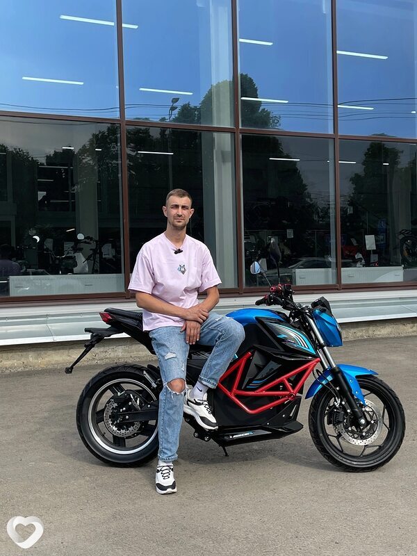 Hugo, 34, Новомосковске — анкета №1633059