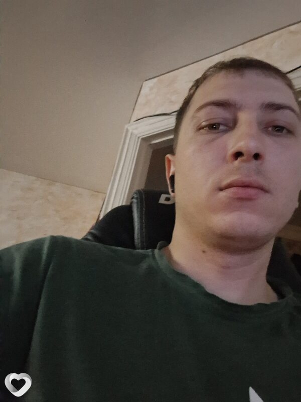 Иван, 26, Камени-на-Оби — анкета №1635097