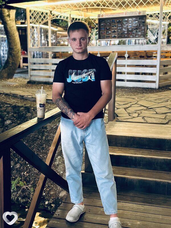 Денис, 29, Ессентуках — анкета №1634930